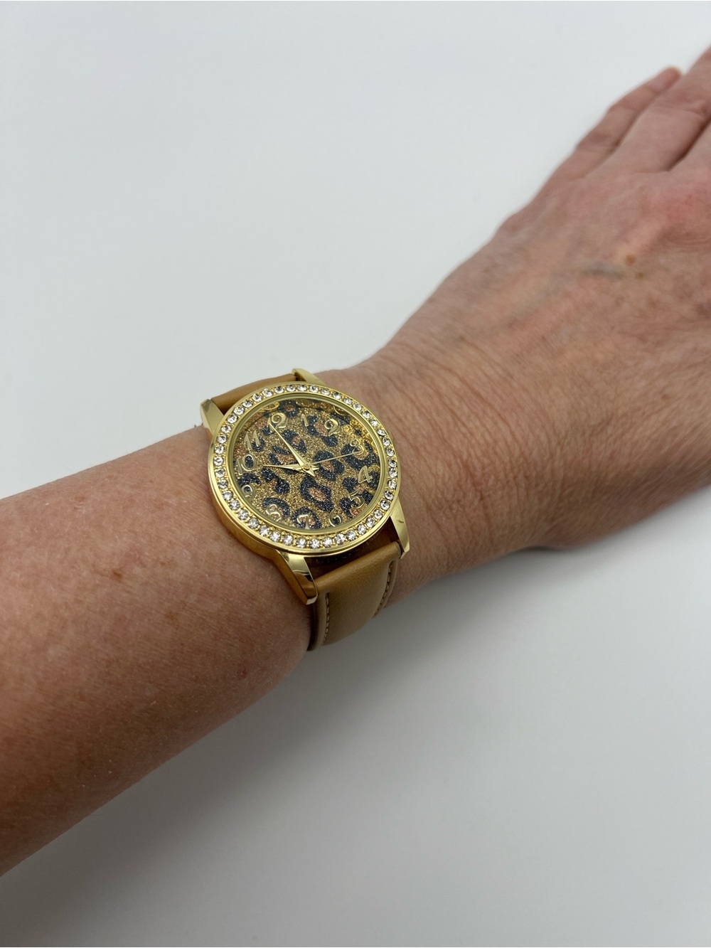 Gorgeous Leopard Print Rhinestone Quartz Watch • Gold Tone • Working